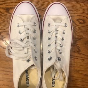 ONLY WORN ONCE white Converse